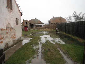 Belvíz eltávolítás.