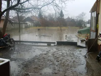Belvízkárok Gyomaendrődön.