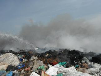 Tűz a szeméttelepen