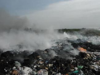 Tűz a szeméttelepen